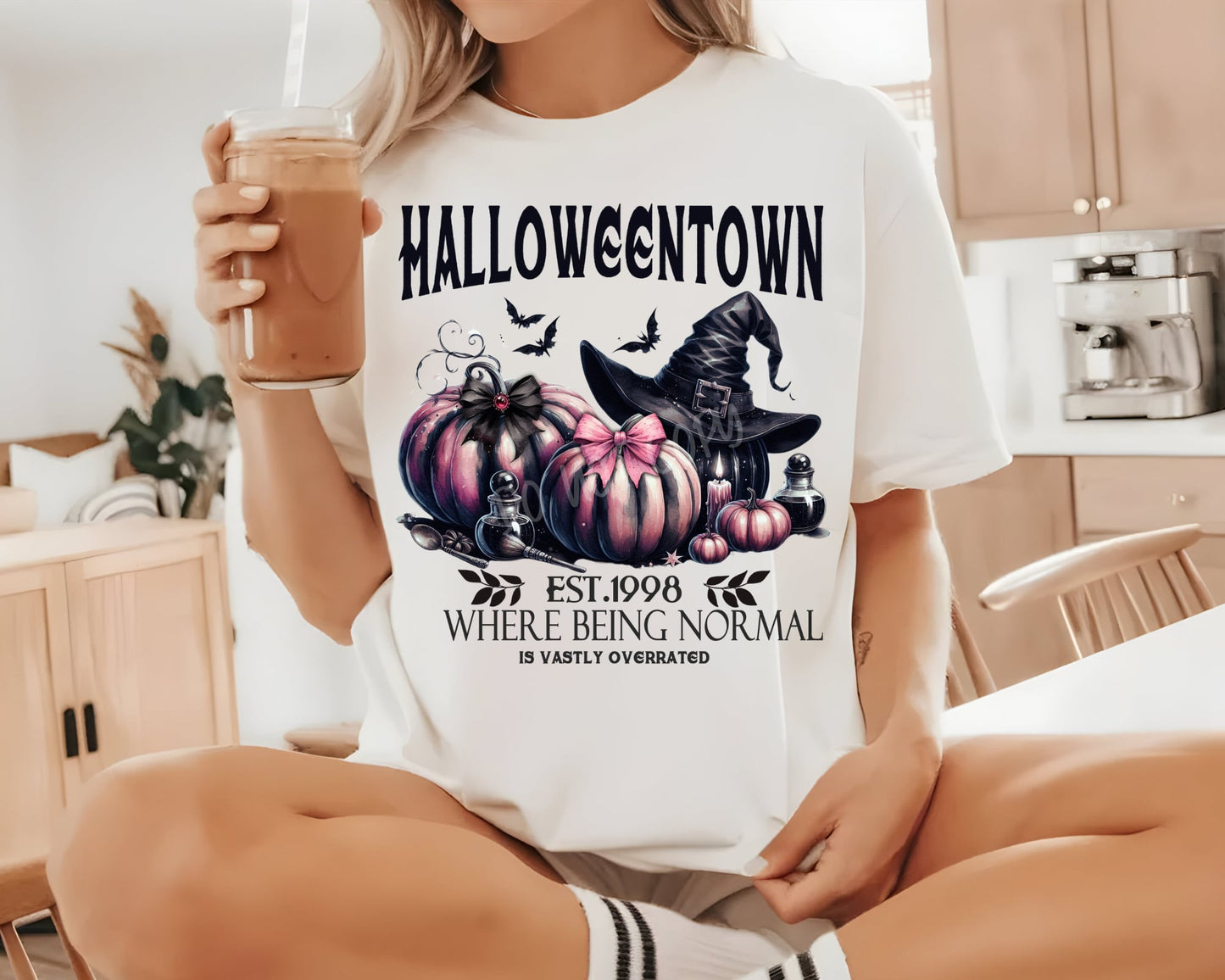 Halloweentown - Tee