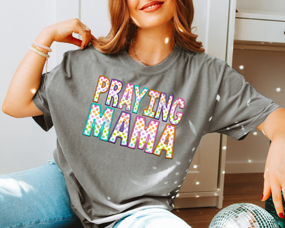 Praying Mama - Tee