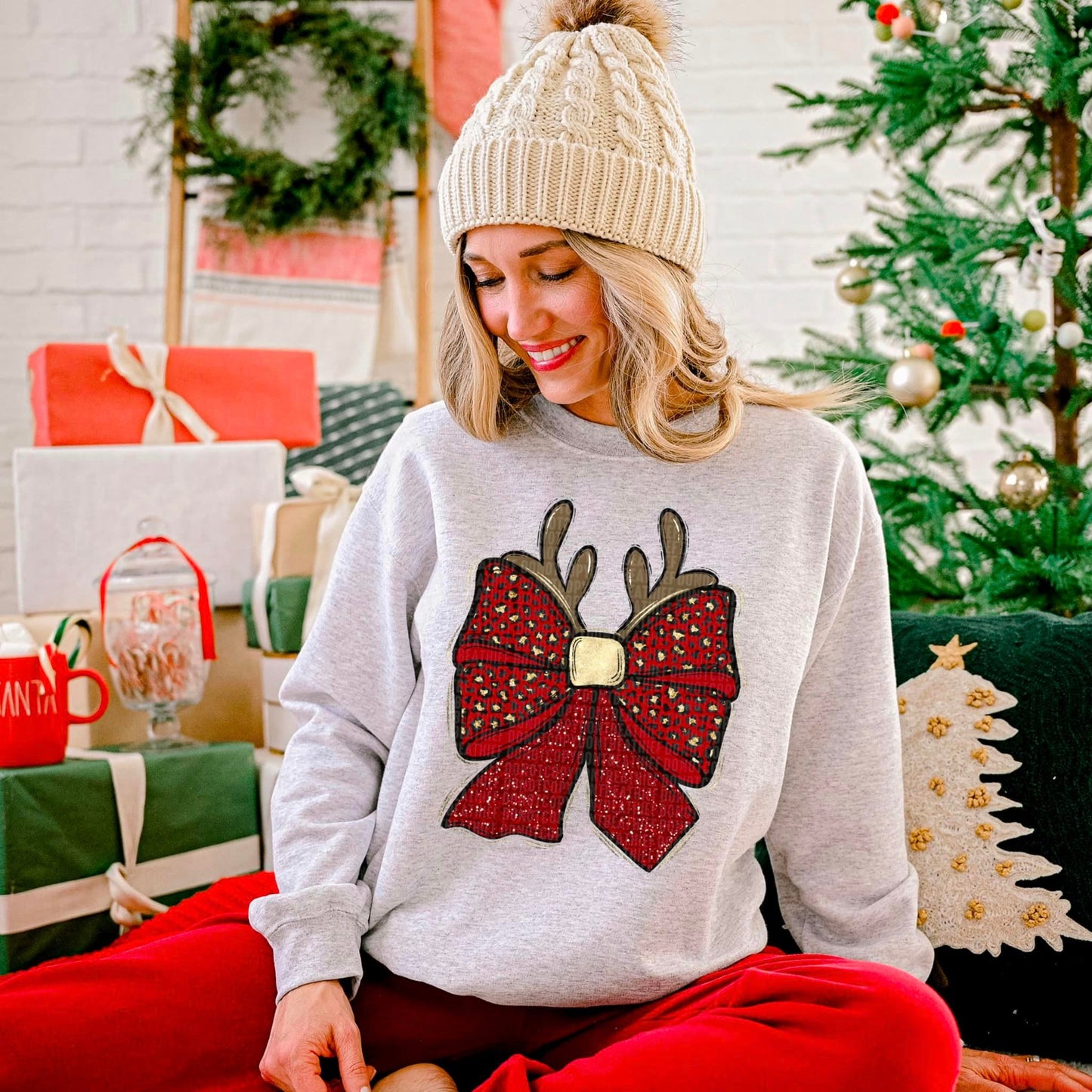 Reindeer Christmas Bow - Sweatshirt